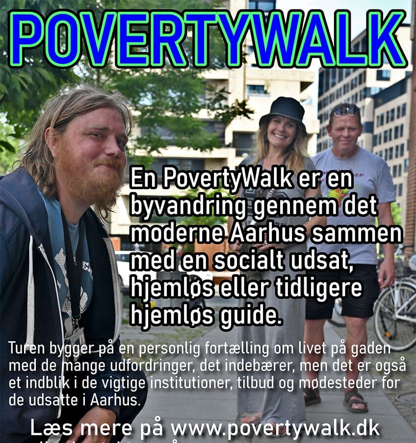 En plakat for fattigdomsvandringen i Sydhavnen, Poverty Walk, der er med til at fremme værdigheden for gadens folk.